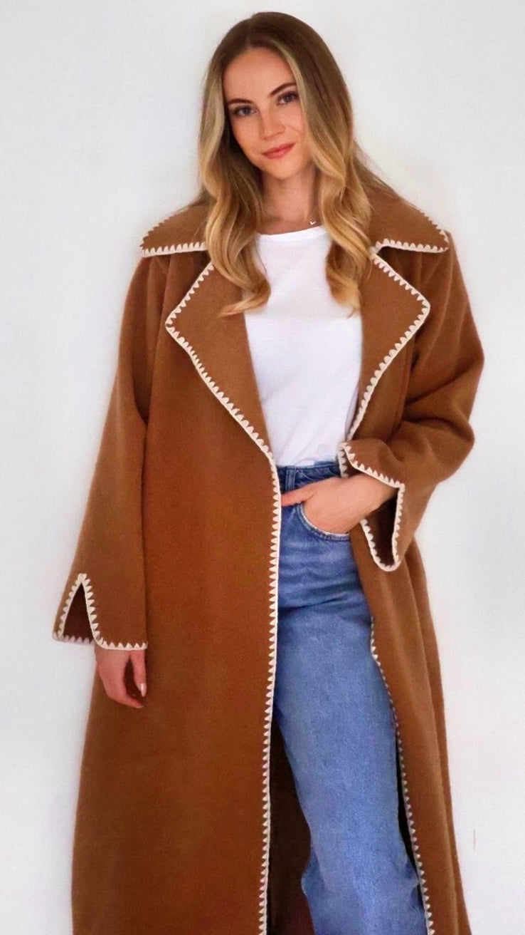 Trench Blanket stitch Coat